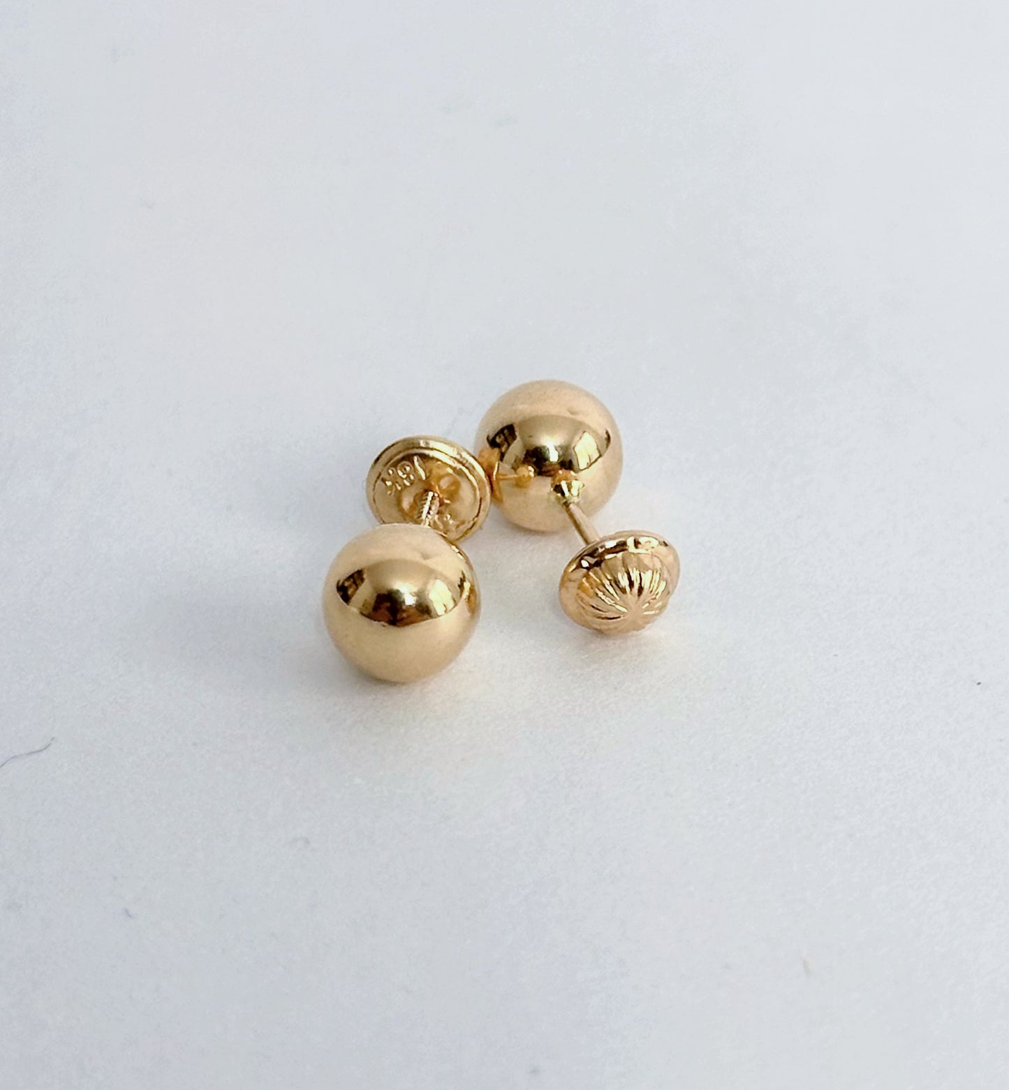 Topo Bola Lisos en Oro 18k