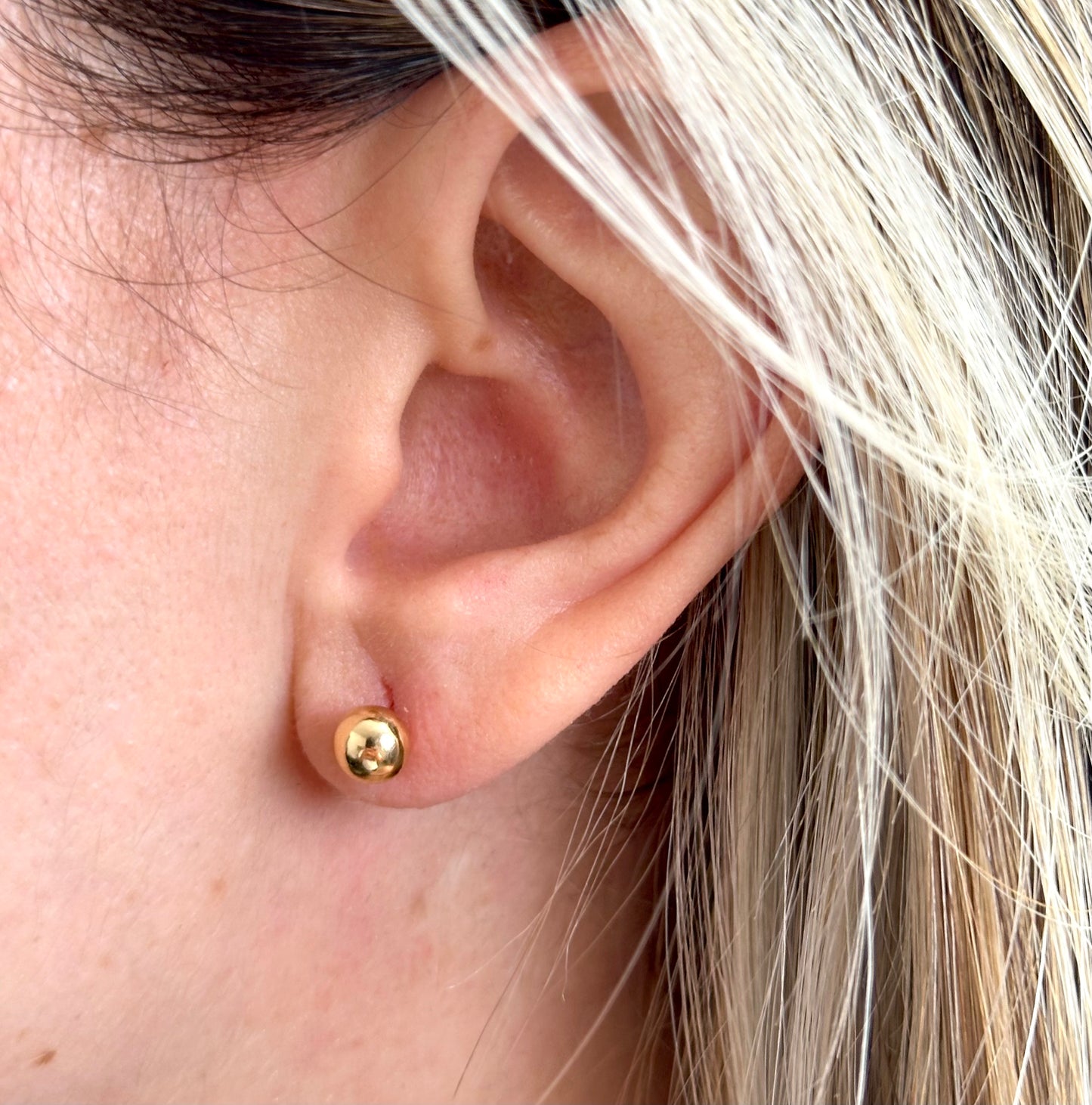 Topo Bola Lisos en Oro 18k