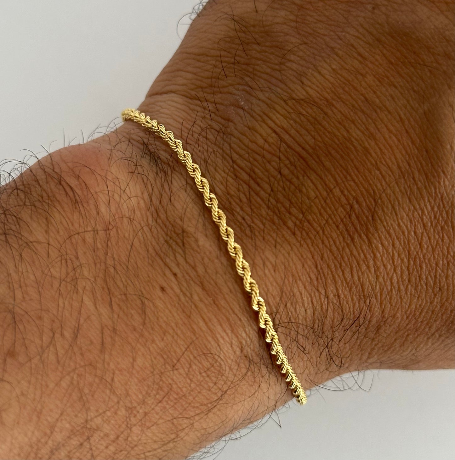 Pulsera Lazo delgada en Oro 18k