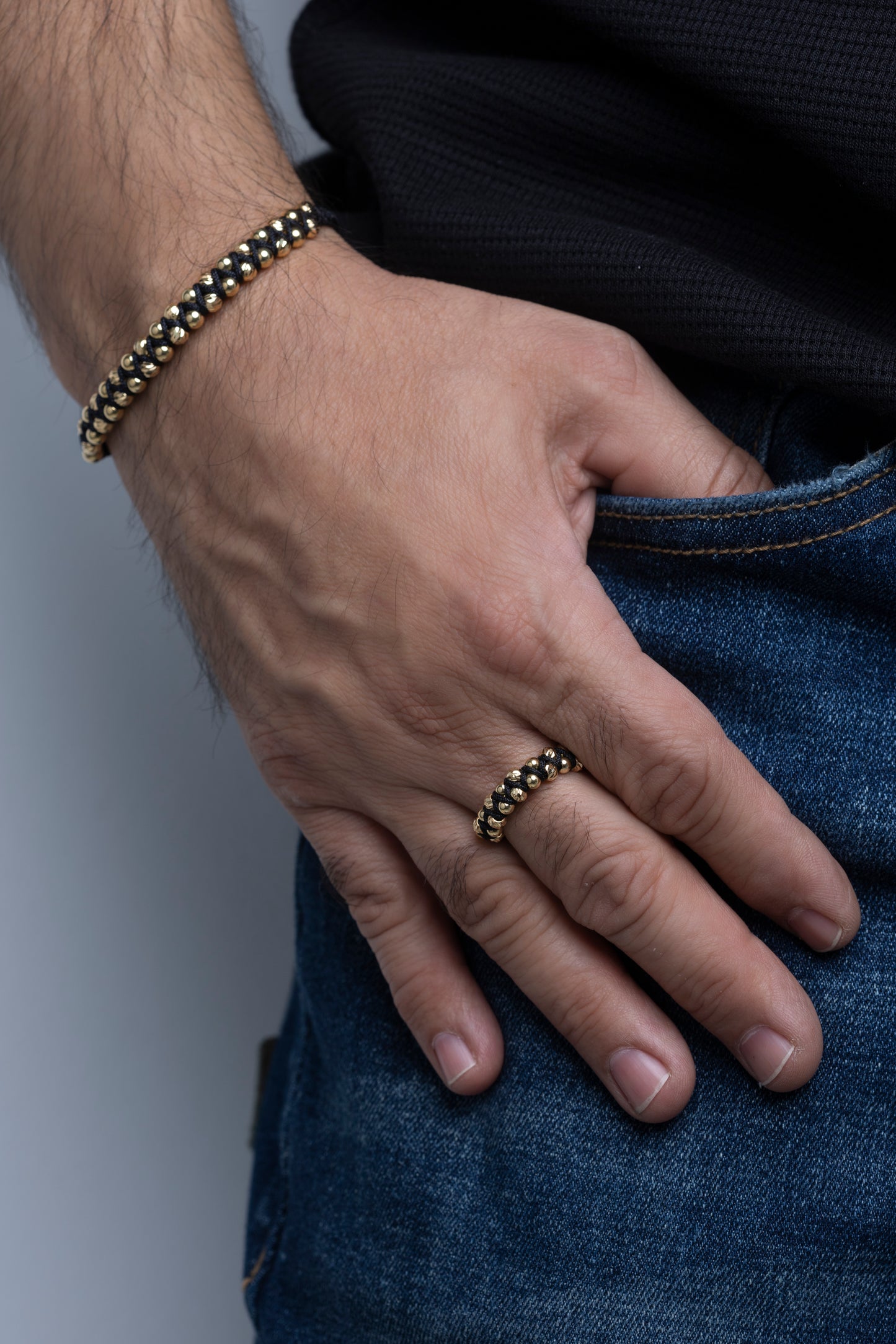 Pulsera Trenzada Negra Oro 18k