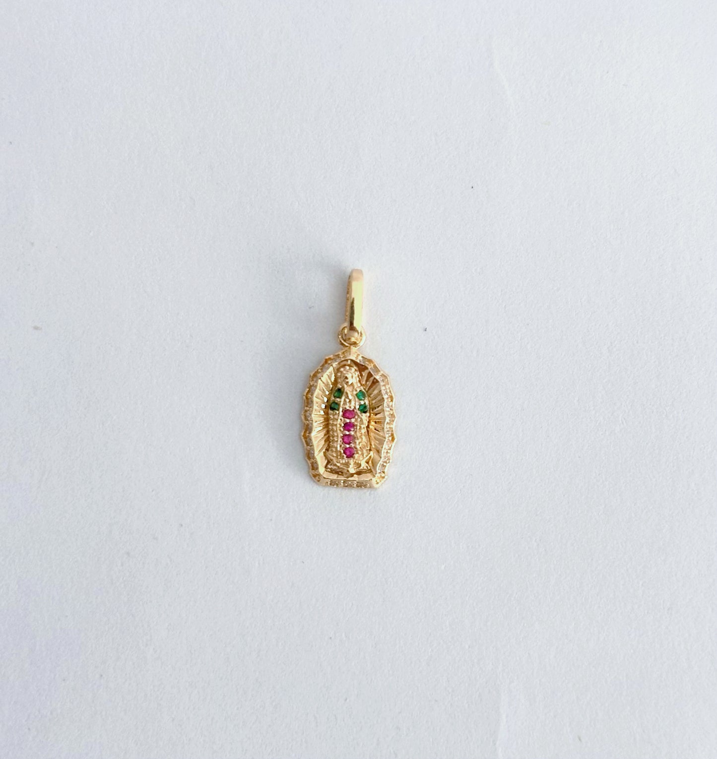 Dije Guadalupe Pequeña