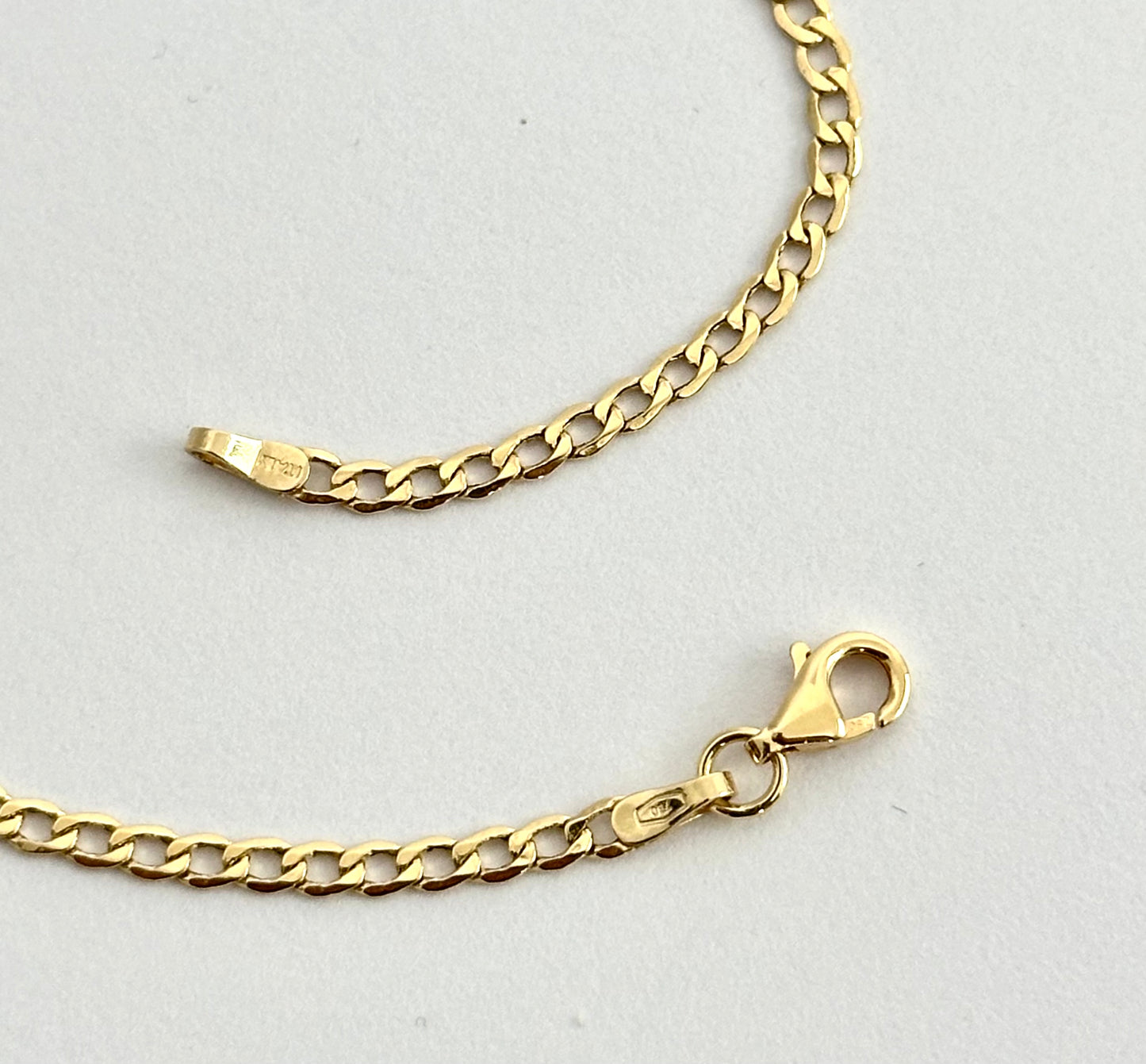 Pulsera Cubana Delgada en Oro 18k