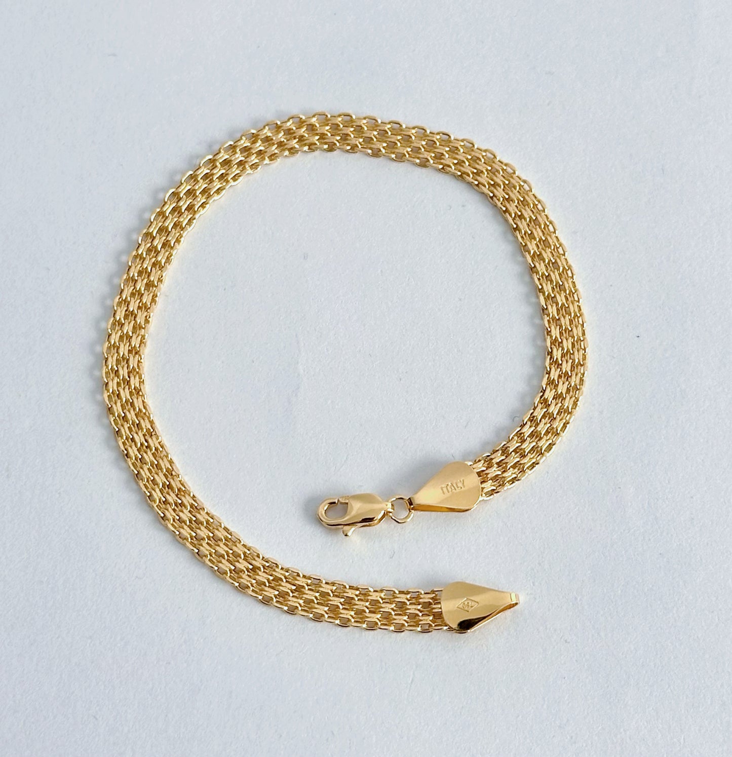 Pulsera Chinesca en Oro 18k